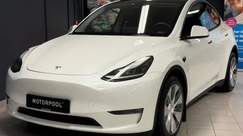 TESLA Model Y Long Range Dual Motor Krok / EAP / Norsk / Lav km!