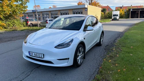 TESLA Model Y Long Range AWD