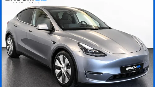 TESLA Model Y LONG RANGE II AWD II 533KM II TILHENGERFESTE II PANO
