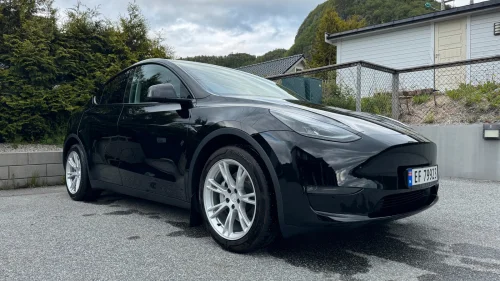 TESLA Model Y Long Range AWD
