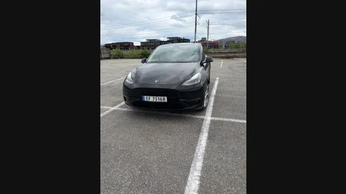 TESLA Model Y Long Range AWD