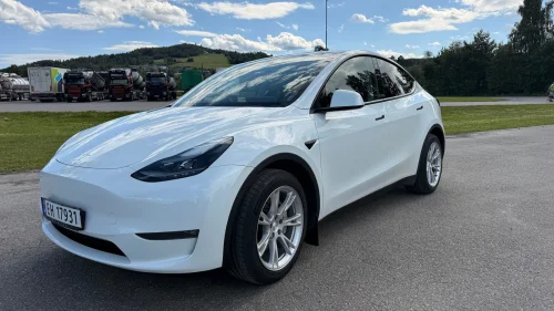 TESLA Model Y Long Range AWD, 1 eier, Som NY!!