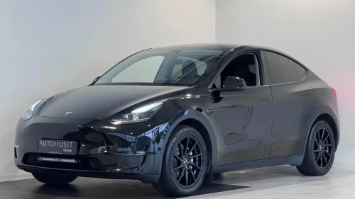 TESLA Model Y LONG RANGE AWD-KROK-EKSTRALYS-OPPGRADERT FELGPAKKE