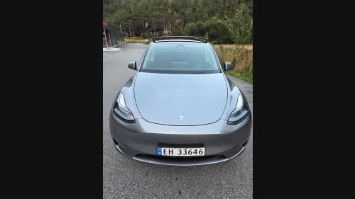 TESLA Model Y Long Range AWD - Quicksilver - Mye ekstra utstyr