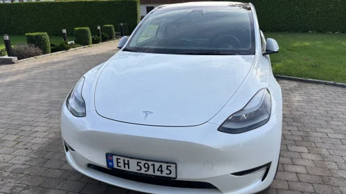TESLA Model Y Long Range AWD
