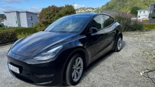 TESLA Model Y Long Range AWD