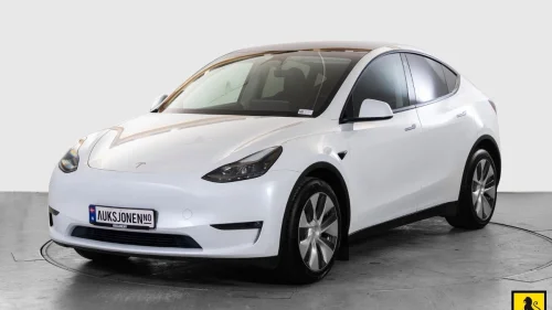 TESLA Model Y LRDM GARANTI HENGERFESTE PANORAMA PREMIUM LYD & INTERIØ