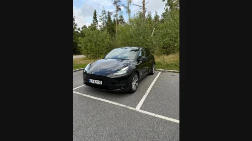TESLA Model Y Long Range AWD