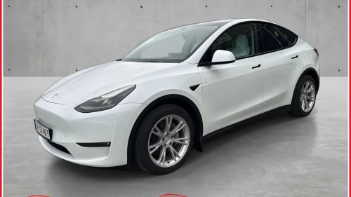 TESLA Model Y Long Range