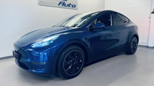TESLA Model Y LONG RANGE AWD / PREMIUM / V PUMPE / HENGERFESTE