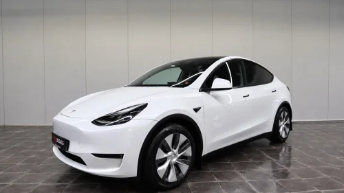 TESLA Model Y LONG RANGE/7-SETER/TILHENGER F/PILOT 4/AND RYZEN+++