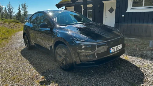 TESLA Model Y Juniper - Long Range AWD