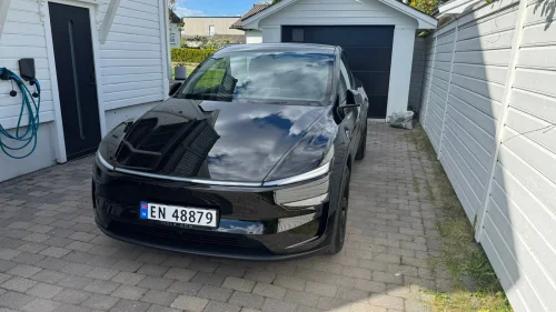 TESLA Model Y Long Range AWD