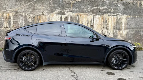 TESLA Model Y LR/AWD/JUNIPER/586WLTP/ACC/KROK/LED/PANO/SKINN/KEYLESS