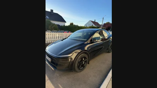 TESLA Model Y Long Range AWD