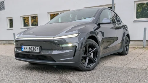 TESLA Model Y Premium Long Range AWD