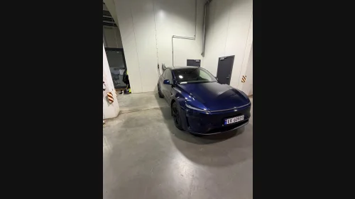 TESLA Model Y Premium Long Range AWD