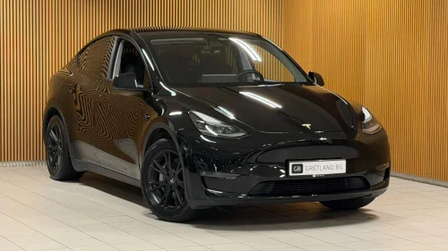 TESLA Model Y LONG RANGE/KAMERA/NAVI/507WLTP/AWD/SKINN/20"/NORSK!