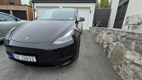 TESLA Model Y Long Range AWD, Enhanced Autopilot, H. feste