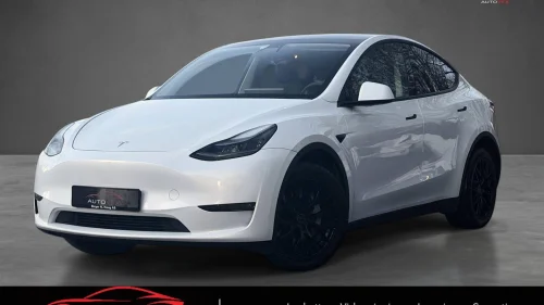TESLA Model Y LONG RANGE/DUALMOTOR/533KM/BERLIN/MATRIX/ACC/S+V