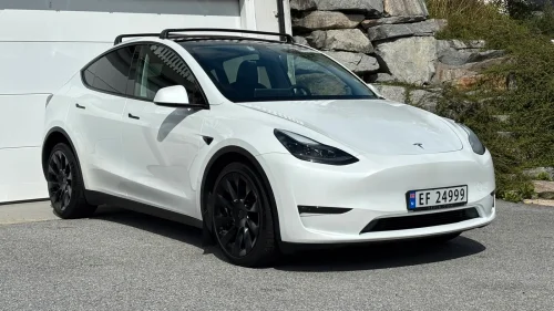 TESLA Model Y Long Range AWD