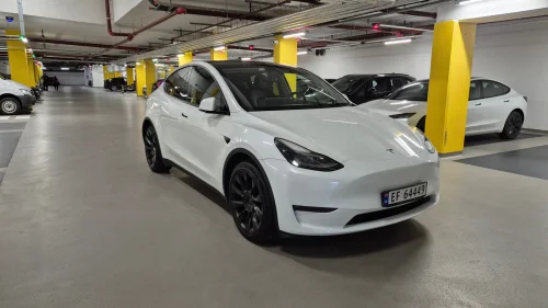 TESLA Model Y Long Range AWD