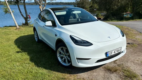 TESLA Model Y Long Range AWD
