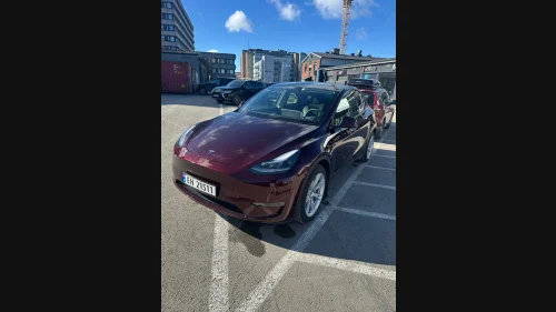 TESLA Model Y Long Range AWD