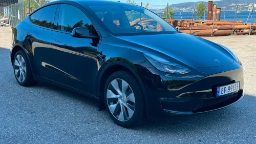 TESLA Model Y Long Range AWD