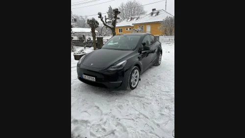 TESLA Model Y Long Range AWD