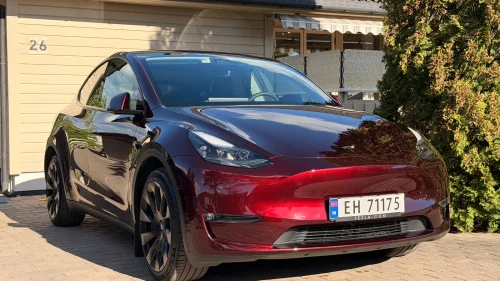 TESLA Model Y Long Range AWD