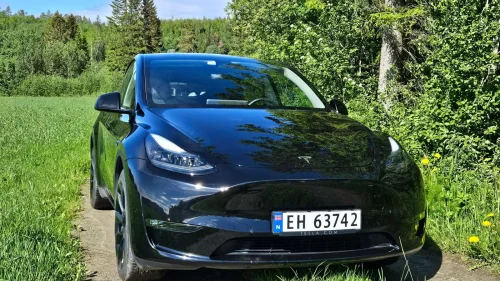 TESLA Model Y Long Range AWD