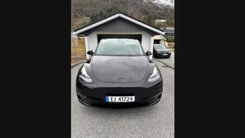 TESLA Model Y Long Range AWD
