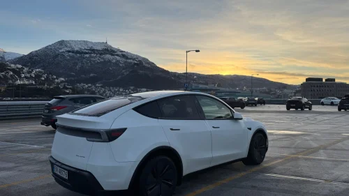 TESLA Model Y Long Range AWD
