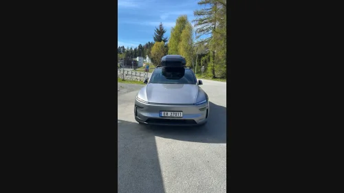 TESLA Model Y Premium Long Range AWD