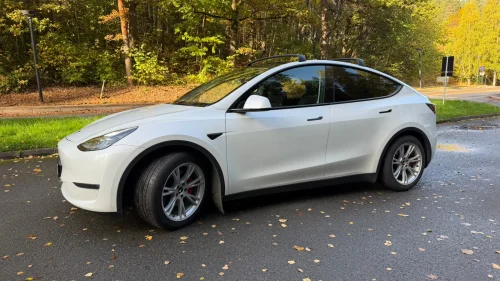 TESLA Model Y Performance AWD, h-feste, EU til 10/28