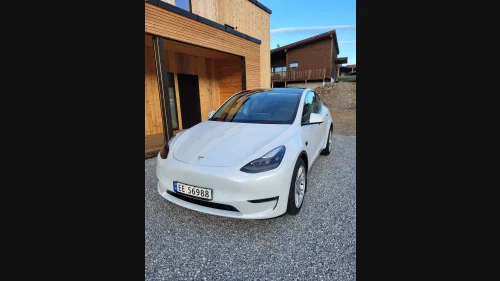 TESLA Model Y Performance AWD, lav km
