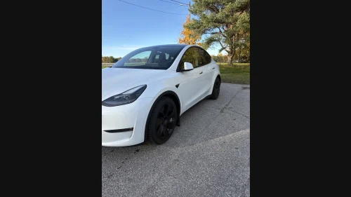 TESLA Model Y Performance AWD