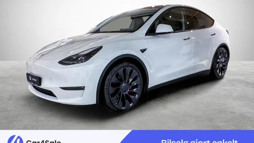 TESLA Model Y Performance AWD 514km / Krok / P.Varm / Premium / S+V