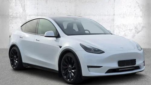 TESLA Model Y Performance AP HW3, AMD Ryzen, Premium Tilhengerfeste