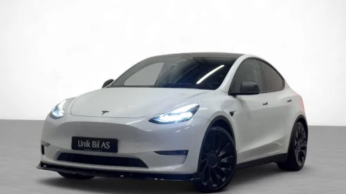 TESLA Model Y PERFORMANCE/ 1 EIER/ AWD/ KROK/ AP/ S+V 21 ÜRBERTUR