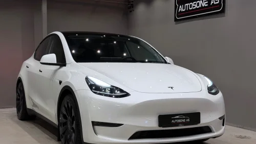 TESLA Model Y Performance / AWD / Pano / Krok / AP / Ryzen / Premium+