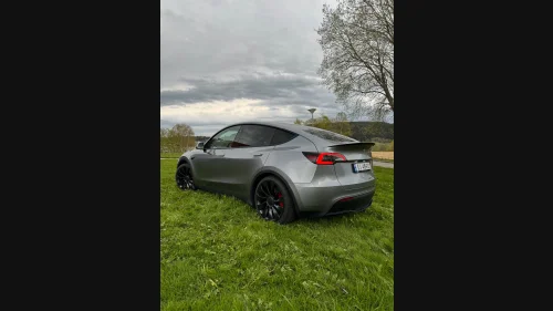TESLA Model Y Performance/534HK/AWD/Prem./H.fest/Überturbine 21"+21"