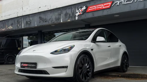 TESLA Model Y Performance/AWD/Ryzen/21  Uberturbin/Hengerfeste/Matrix