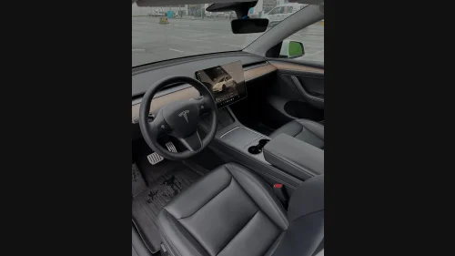 TESLA Model Y Performance AWD