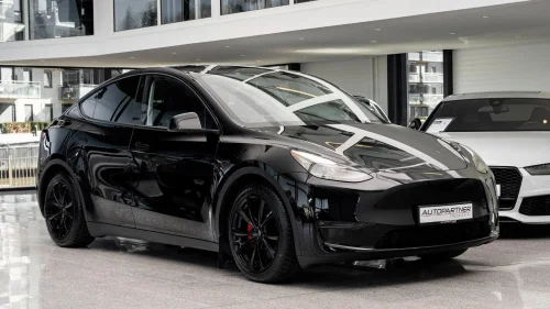 TESLA Model Y Performance AWD Hengerfeste, Glasstak, 21"++