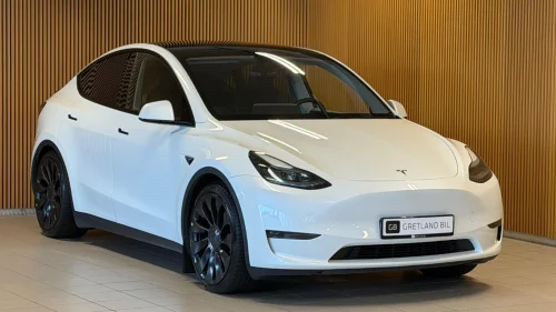 TESLA Model Y PERFORMANCE/KROK/21"/KAMERA/NAVI/514WLTP/NORSK BIL!