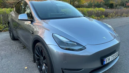 TESLA Model Y TESLA Model Y