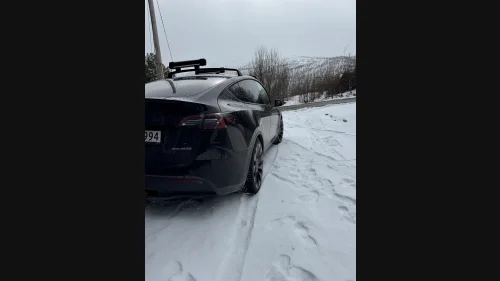 TESLA Model Y Performance AWD