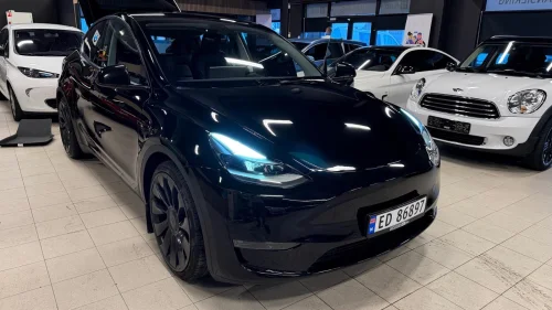 TESLA Model Y Performance/ AWD/ AP/ S+V dekk på felg